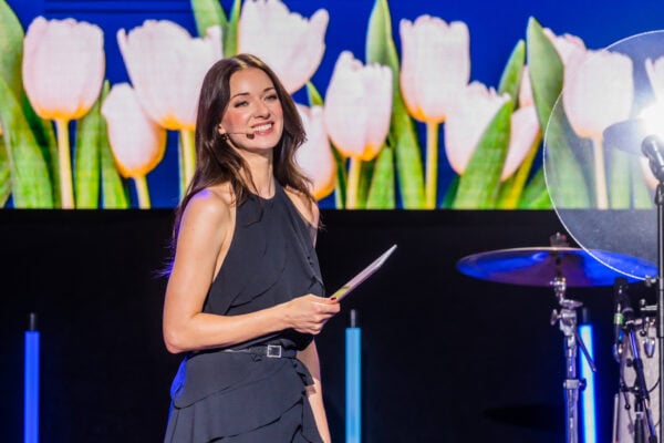 Eda-Ines Etti Advokatuuri Galaõhtut juhtimas