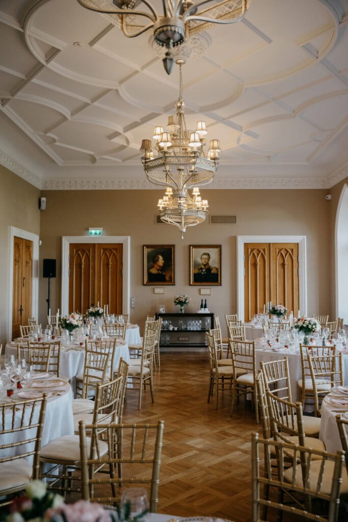 Keila-Joa Castle’s event hall, beautifully decorated for a wedding by Celebrate Group.